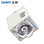 正泰（CHNT）JSZ3A-A-AC110V-CZF08A-DLQDG-10CM时间定时继电器（带底座带导轨）