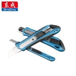 东成 三连发重型美工刀壁纸刀裁纸刀【包胶手柄】 18mm